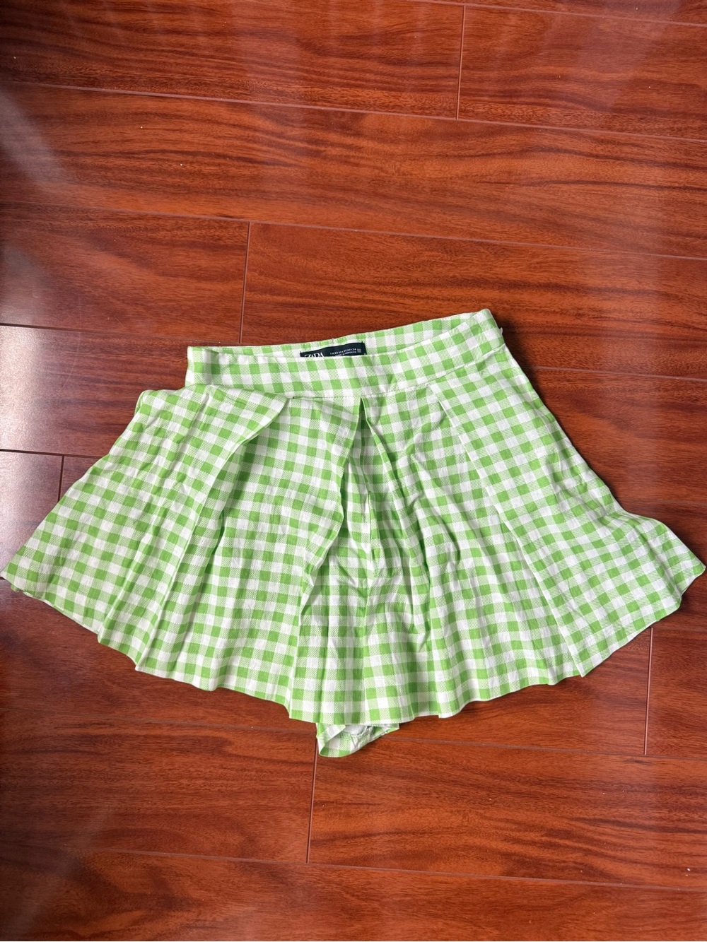 Zara green plaid skort